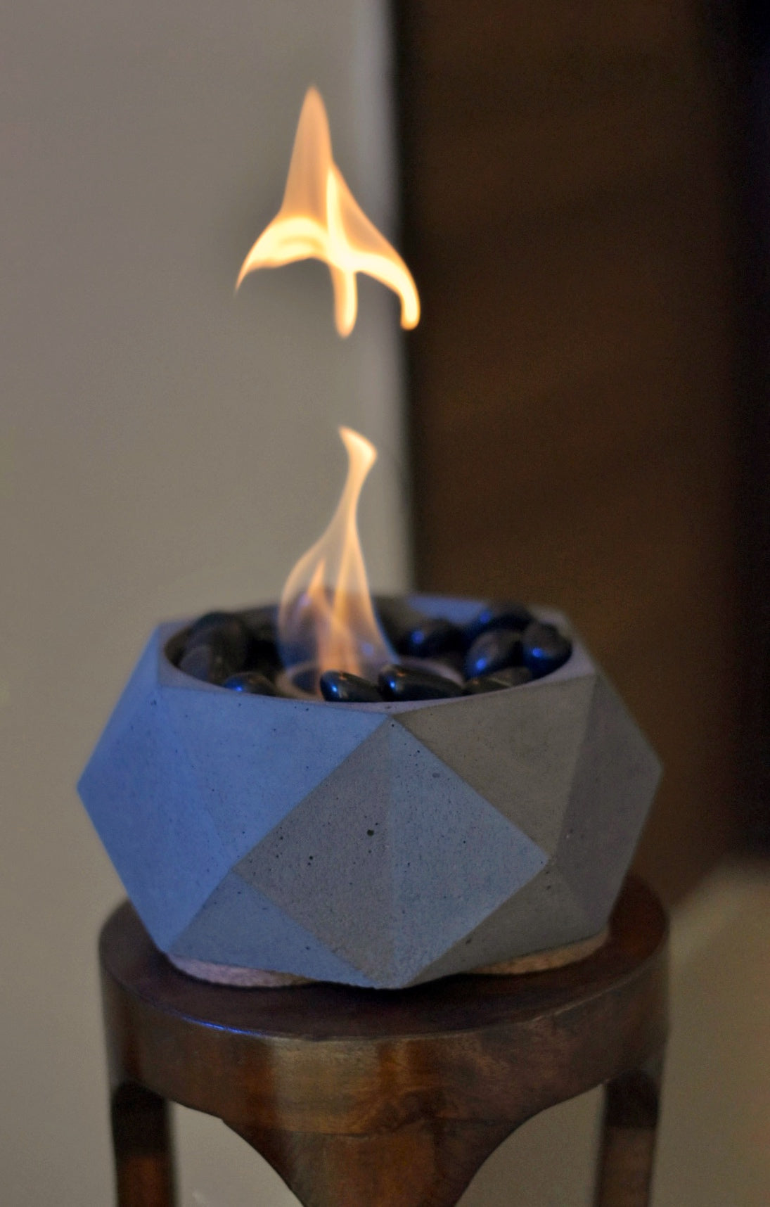 Hexglow Tabletop Fire Pit (with Stones) - Cozfire